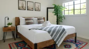FuN FABulous KINGbed by ChoctawCasino LakeTexoma - Image 2