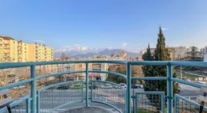 Studio Lumineux Vue Montagne - Image 5