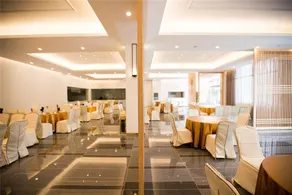 Jinding Hotel Mile - Image 2