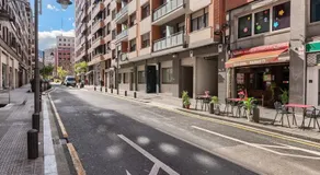 San Mamés Football & Parking - Image 5