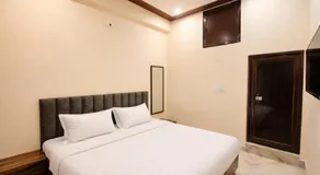 Osis Villa - Image 2