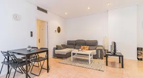 Amplio apartamento junto a la Basílica del Pilar by CABANA Rentals - Image 4