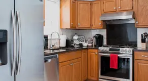 Cozy condo with yard and patio. Long-stay discount available - Image 4