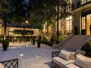 HIGHSTAY - Luxury Serviced Villa - Poincaré - Image 2