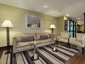 Hampton Inn Ashtabula - Image 5