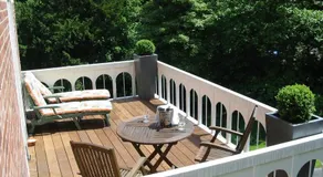 New-Castle - Image 3