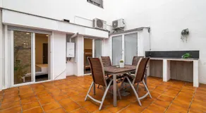 Luxury Beach Apartment, next to the sea - Image 3