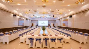 Van Phat Riverside Hotel - Image 4