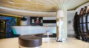 Empress Hotel Makassar City Center by LIFE - Image 3
