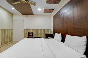 OYO 11061 Hotel Awesome - Image 5