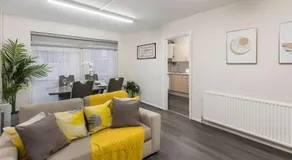Charming 1-BR Flat in Prime North London Location - Image 3