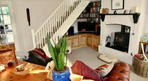 Ivy Cottage - Image 2