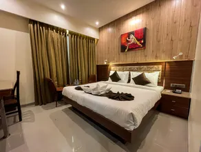 THE CLAN HOTEL - VIJAY NAGAR Indore - Image 2