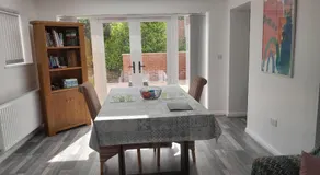 Cosy one bed with parking - Image 3