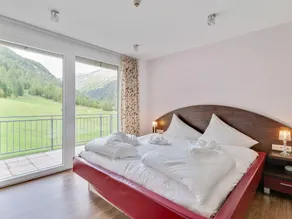 Contemporary Holiday Home in Zwieselstein with Jacuzzi - Image 4