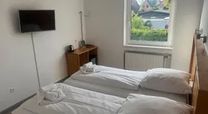M2 Rooms - Image 2