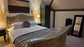 Fat Fox Inn - Image 2