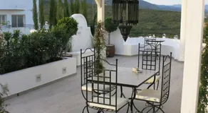 Apartamento \"Del Paraíso\" avec vue sur les montagnes, piscine partagée et terrasse privée - Image 5