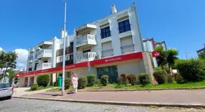 Enjoy Lisbon Cascais Sintra 1200 metres to metro blue line Sintra Rail line Free Parking - Image 4