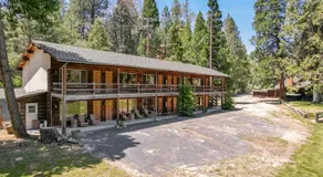 Camp Nelson Lodge Room 6 - Image 2