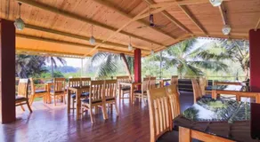 Casa Seaesta Beach Cottages and Suites - Image 4