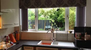 Oakleigh 1 bed ground floor garden view apartment FREE ONSITE PARKING - Image 3