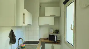 Studio Near Tramway, Beach & Airport - Air Conditioning & Free Wifi - Image 5
