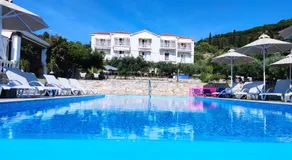 Oskars Studios & Apartments - Image 2