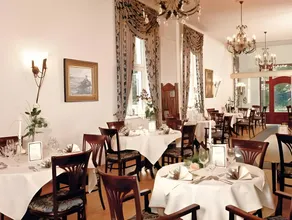 Strandhotel Graal-Müritz - Image 2