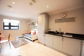 Malthouse Court - Image 3