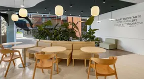 B&B HOTEL Girona 3 - Image 4