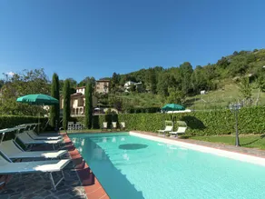 Villa in Lonnano with pool - Image 4