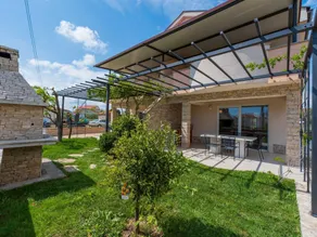 Charming Three Bedroom House Turanj - Image 4