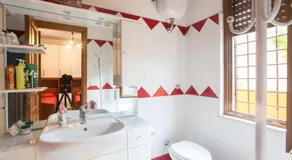Annie's Home - Image 2