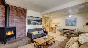 Spacious Lakeview Heavenly Mountain Escape! - Image 2