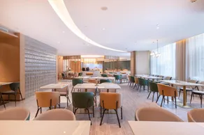 Atour Hotel Wuhan International Expo Center - Image 3