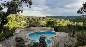 Chalet con piscina en Torrelodones - Image 2