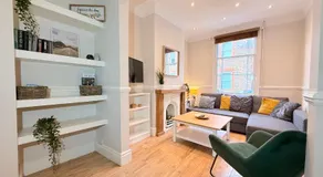 Little Cosy Getaway - York - Image 2