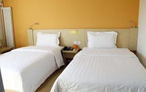 7 Days Inn Beijing Pingguoyuan Metro Station Jinding North Street - Image 4