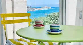 Apartments by Sliema promenade and beach - Image 4