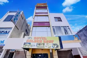 Hotel Golden Roof - Image 4