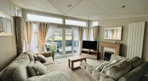 White Swan Lodge - Image 2