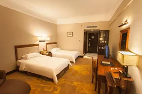 Fangzhong Holiday Hotel - Image 4
