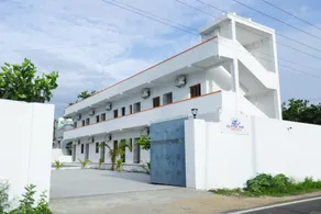 La Piscine Farm House - Image 3