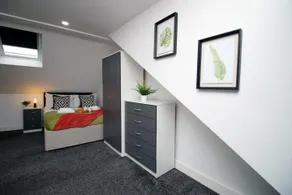 The Tavi Apartment 2 by StayBC - Image 5