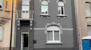 EXECUTIVE SINGLE ROOM WITH EN-SUITE in GUEST HOUSE CITY CENTRE - Image 2