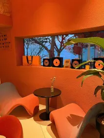 Suzhou Lim · Orange Bay Lake View Homestay - Image 4