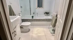 Beautiful Home - Image 5