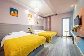 Yajule Express Hostel - Image 5