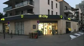 Logement à Brive, près du centre-ville et de la gare - Climatisation, fibre internet et stationnement gratuit - Image 3